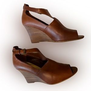 Ralph Lauren buckle wedges